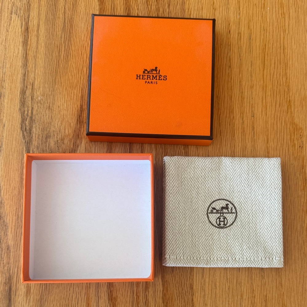 Hermès Signature Orange Gift Box with Cloth Bag - Picture 4 of 5